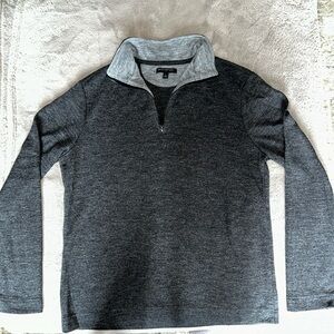 Banana republic men’s gray quarters zip size large
